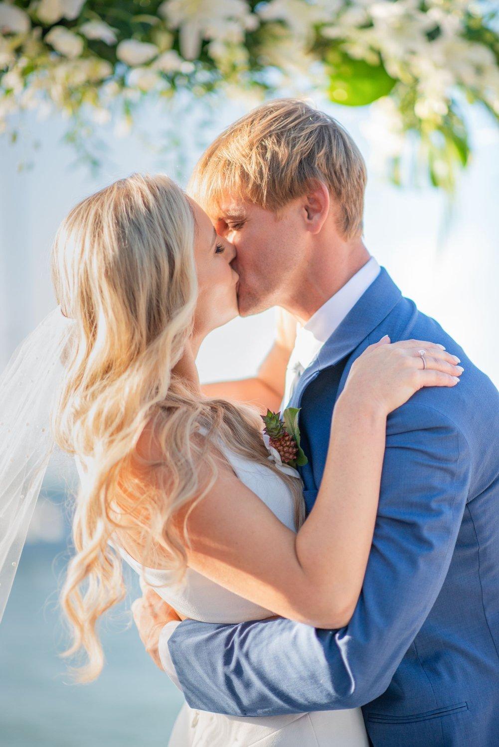 carousel-hero-element image-6