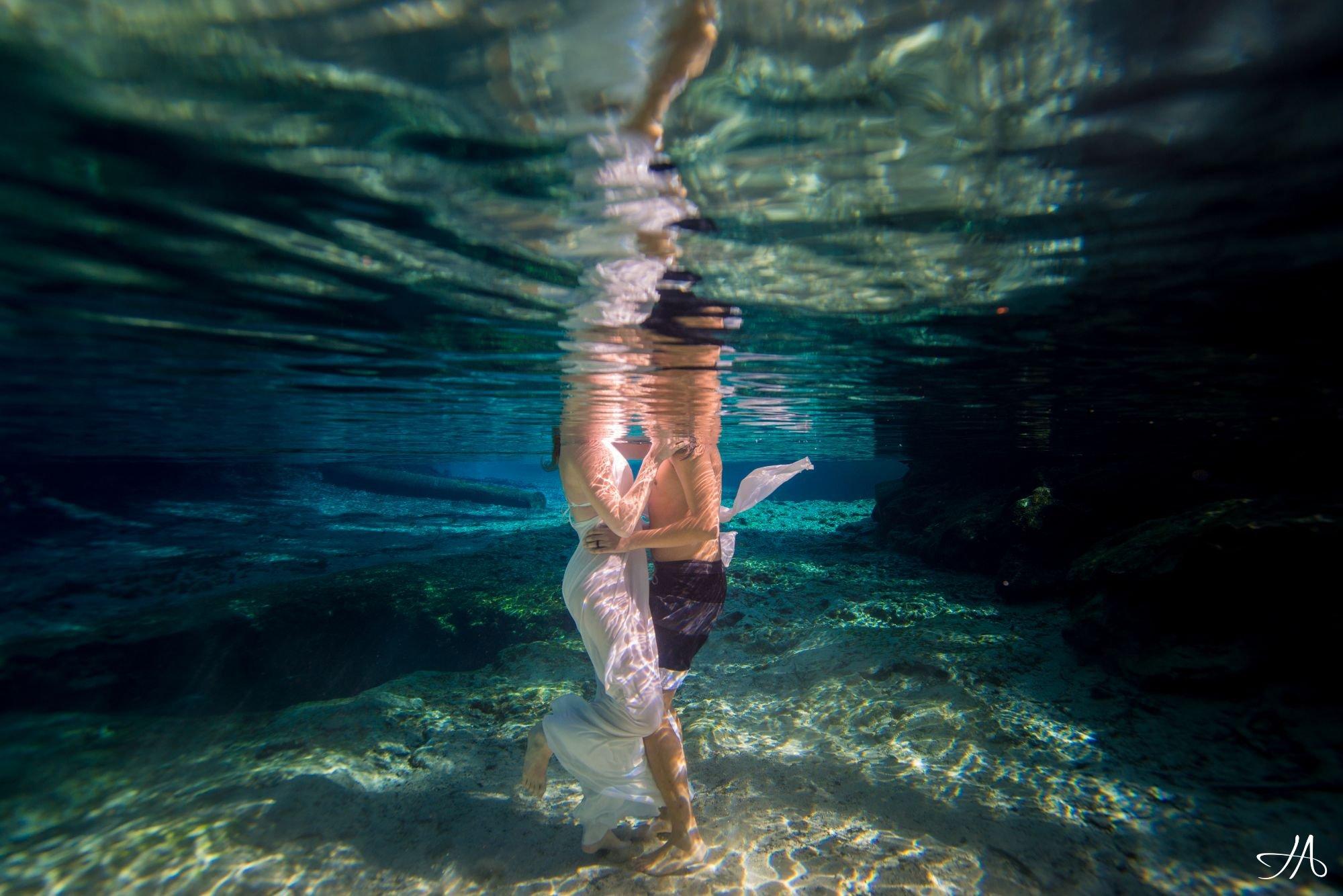 carousel-hero-element image-12