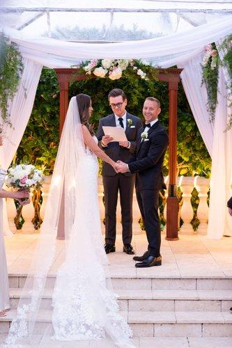 mobile - carousel-hero-element image-4