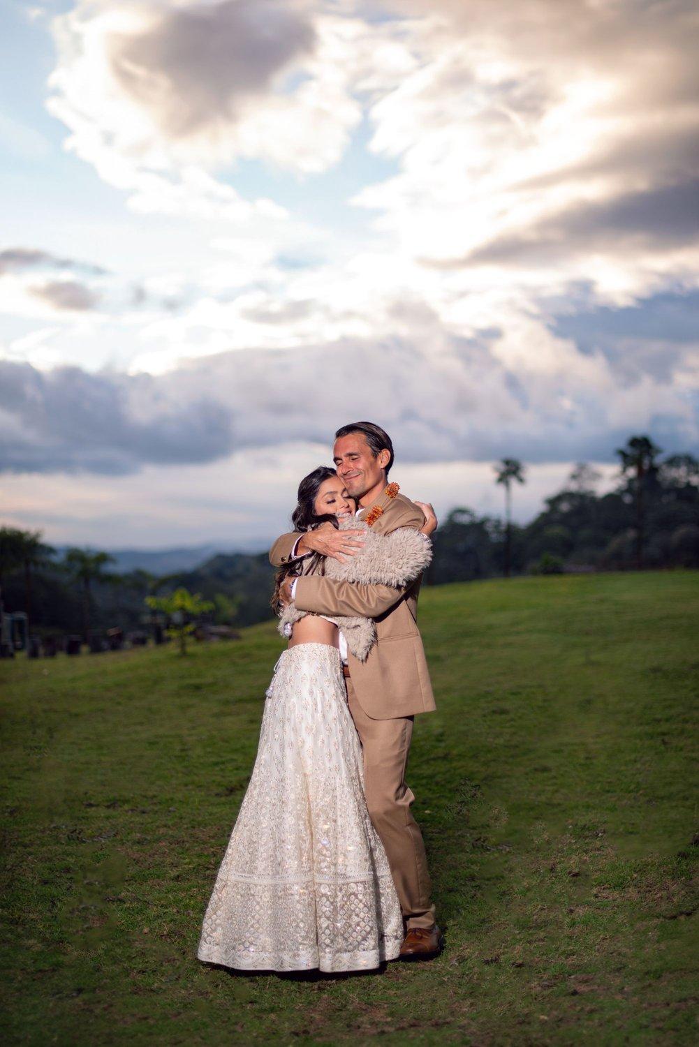 carousel-hero-element image-4