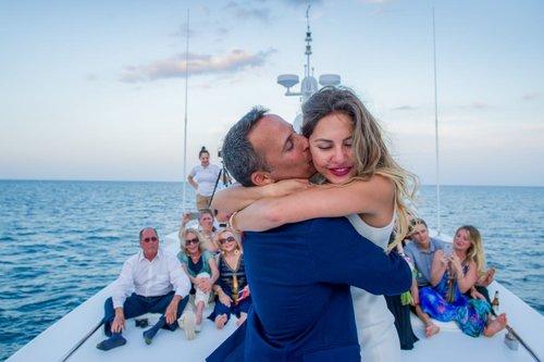 mobile - carousel-hero-element image-3