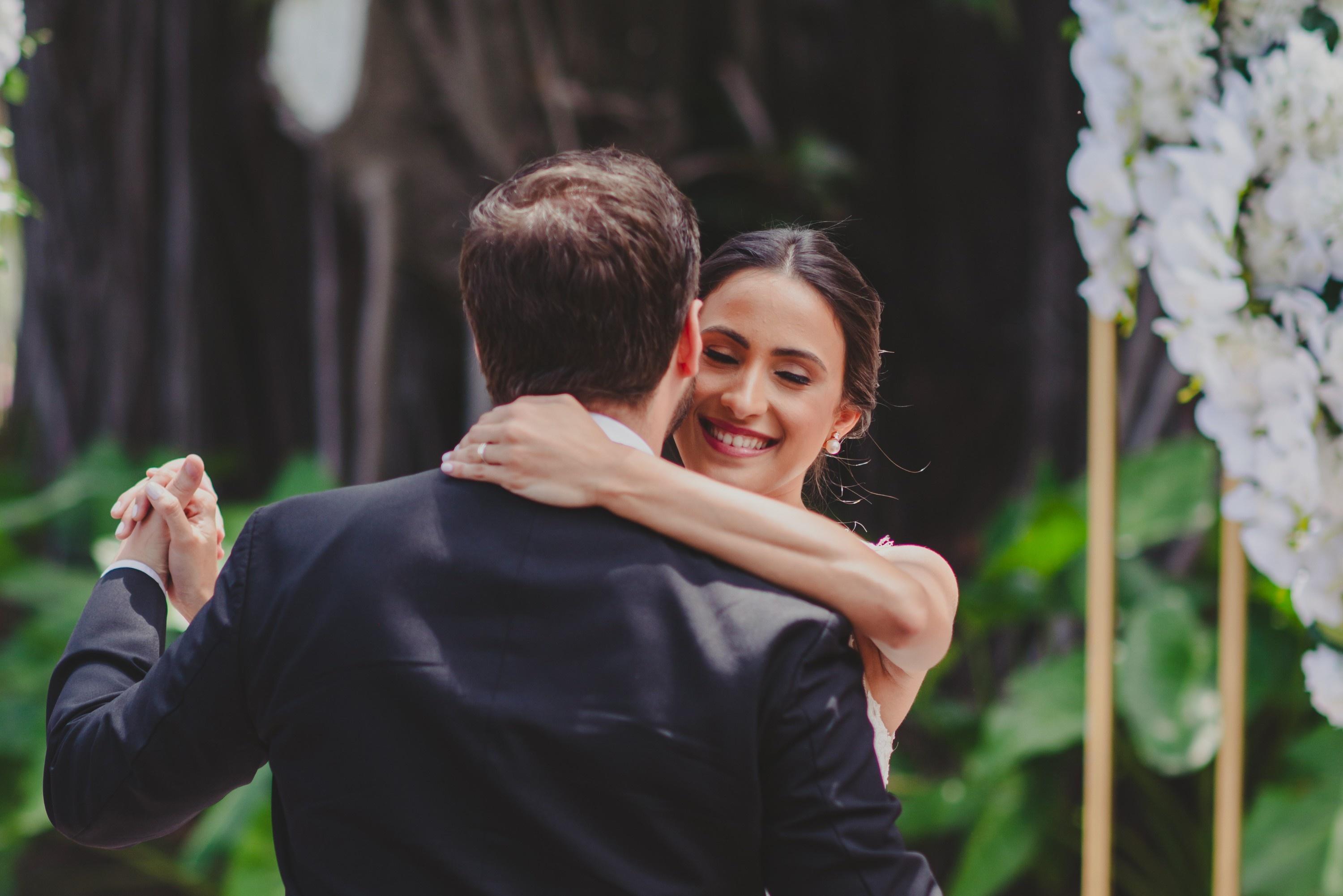 carousel-hero-element image-3